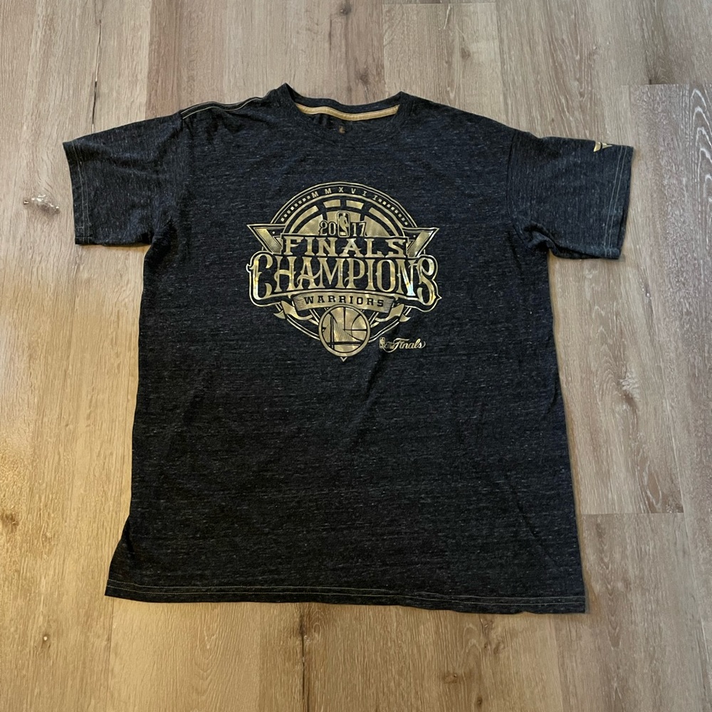 GSWarriors Fanatics Branded 2017 NBA Finals Champions Gold Edition T-Shirt